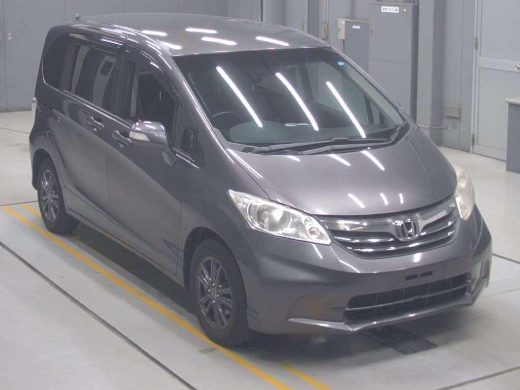Honda Freed 2013 Отзыв заказчиков из Тулы